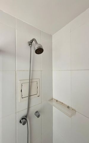 Studio para alugar com 36m², 1 quarto e 1 vaga Studio para alugar com 36m², 1 quarto e 1 vagaBanheiro