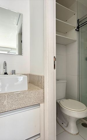 Studio para alugar com 36m², 1 quarto e 1 vaga Studio para alugar com 36m², 1 quarto e 1 vagaBanheiro