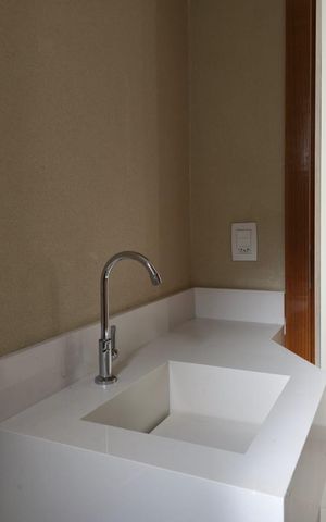 Casa à venda com 160m², 3 quartos e 2 vagas Casa à venda com 160m², 3 quartos e 2 vagasLavabo