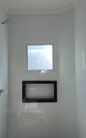 Casa à venda com 160m², 3 quartos e 2 vagas Casa à venda com 160m², 3 quartos e 2 vagasBanheiro da Suíte 2