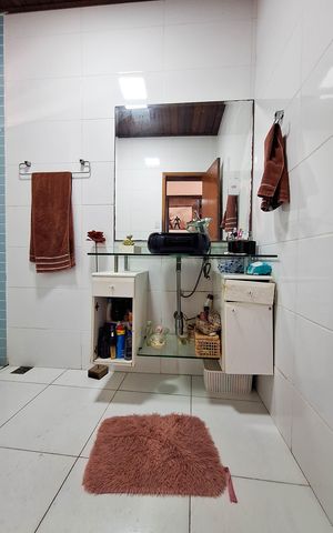 Casa à venda com 400m², 4 quartos e 1 vaga Casa à venda com 400m², 4 quartos e 1 vagaBanheiro 1