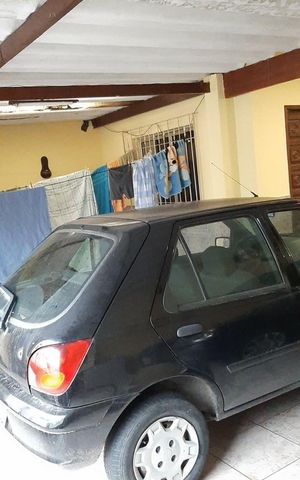Casa à venda com 170m², 3 quartos e 3 vagas Casa à venda com 170m², 3 quartos e 3 vagasÁrea externa
