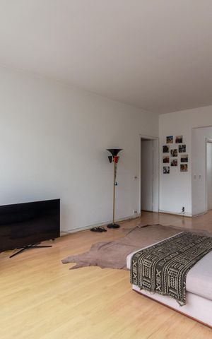 Apartamento à venda com 122m², 3 quartos e 1 vaga Apartamento à venda com 122m², 3 quartos e 1 vagaSala