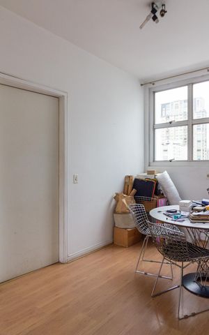 Apartamento à venda com 122m², 3 quartos e 1 vaga Apartamento à venda com 122m², 3 quartos e 1 vagaSala