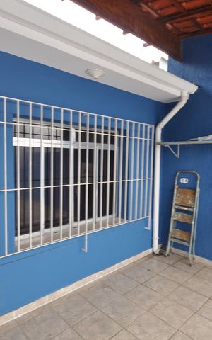 Casa à venda com 225m², 3 quartos e 2 vagasÁrea de Serviço 2