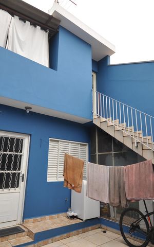 Casa à venda com 225m², 3 quartos e 2 vagasQuintal