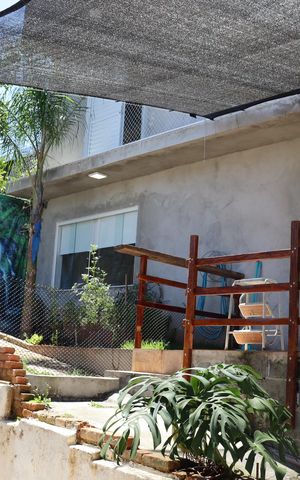 Casa à venda com 300m², 5 quartos e 2 vagas Casa à venda com 300m², 5 quartos e 2 vagasQuintal