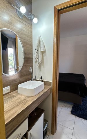 Casa à venda com 300m², 5 quartos e 2 vagas Casa à venda com 300m², 5 quartos e 2 vagasBanheiro da Suíte 1 e 2