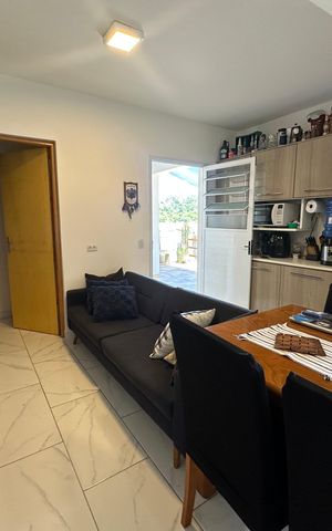Casa à venda com 300m², 5 quartos e 2 vagas Casa à venda com 300m², 5 quartos e 2 vagasSala/Cozinha