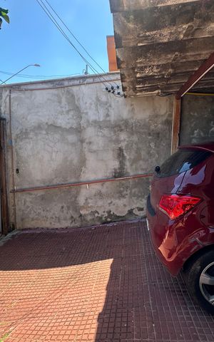 Casa à venda com 300m², 5 quartos e 2 vagas Casa à venda com 300m², 5 quartos e 2 vagasGaragem