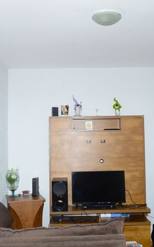 Casa de condomínio à venda com 95m², 3 quartos e 2 vagasSala