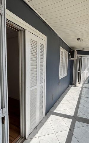Casa à venda com 160m², 3 quartos e 2 vagas