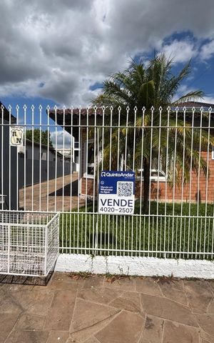 Casa à venda com 160m², 3 quartos e 2 vagas Casa à venda com 160m², 3 quartos e 2 vagasPlaca Cod.FZFS-162
