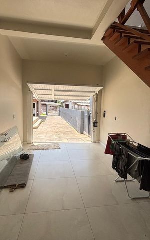 Casa à venda com 160m², 3 quartos e 2 vagas