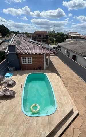 Casa à venda com 160m², 3 quartos e 2 vagas