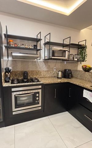Casa à venda com 160m², 3 quartos e 2 vagas