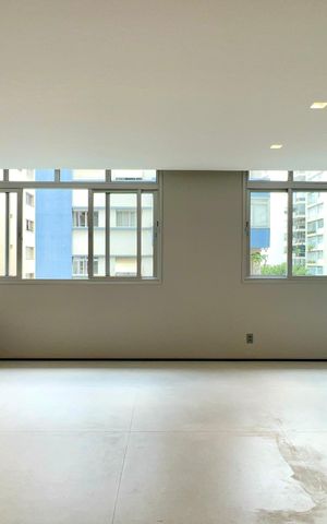Apartamento à venda com 156m², 3 quartos e 1 vaga Apartamento à venda com 156m², 3 quartos e 1 vagaSala