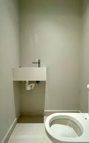 Apartamento à venda com 156m², 3 quartos e 1 vaga Apartamento à venda com 156m², 3 quartos e 1 vagaBanheiro de serviço