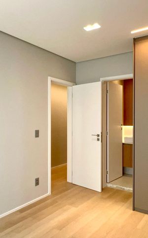 Apartamento à venda com 156m², 3 quartos e 1 vaga Apartamento à venda com 156m², 3 quartos e 1 vagaSuíte 2