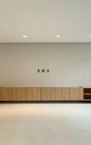 Apartamento à venda com 156m², 3 quartos e 1 vaga Apartamento à venda com 156m², 3 quartos e 1 vagaSala