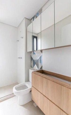 Apartamento para alugar com 57m², 2 quartos e 2 vagas Apartamento para alugar com 57m², 2 quartos e 2 vagasBanheiro 1