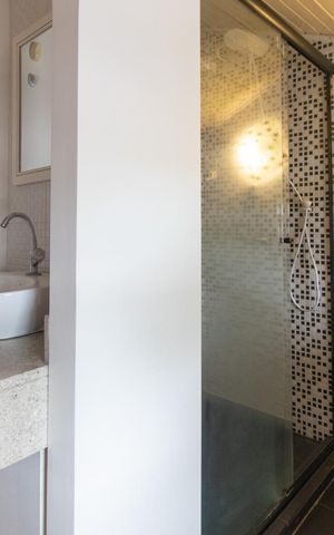 Casa de condomínio à venda com 60m², 3 quartos e 1 vagaBanheiro da Suíte