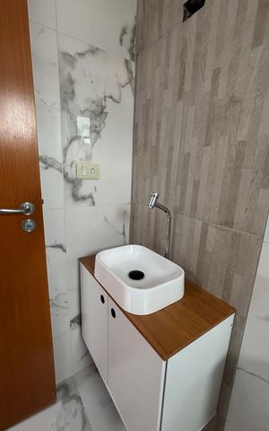 Apartamento para alugar com 150m², 3 quartos e 2 vagas Apartamento para alugar com 150m², 3 quartos e 2 vagasBanheiro da Suíte
