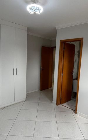 Apartamento para alugar com 150m², 3 quartos e 2 vagas Apartamento para alugar com 150m², 3 quartos e 2 vagasSuite