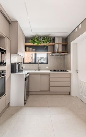 Apartamento à venda com 150m², 3 quartos e 3 vagas Apartamento à venda com 150m², 3 quartos e 3 vagasCozinha