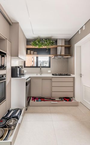 Apartamento à venda com 150m², 3 quartos e 3 vagas Apartamento à venda com 150m², 3 quartos e 3 vagasCozinha