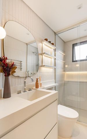 Apartamento à venda com 150m², 3 quartos e 3 vagas Apartamento à venda com 150m², 3 quartos e 3 vagasBanheiro