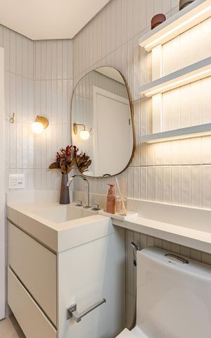 Apartamento à venda com 150m², 3 quartos e 3 vagas Apartamento à venda com 150m², 3 quartos e 3 vagasBanheiro