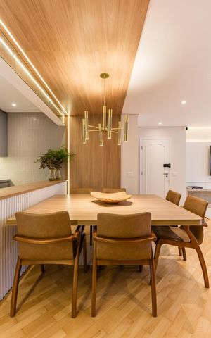 Apartamento à venda com 150m², 3 quartos e 3 vagas Apartamento à venda com 150m², 3 quartos e 3 vagasSala de jantar