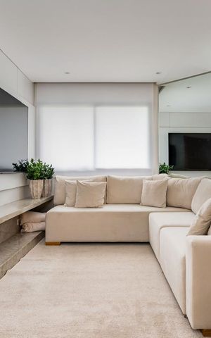 Apartamento à venda com 150m², 3 quartos e 3 vagas Apartamento à venda com 150m², 3 quartos e 3 vagasSala