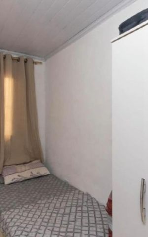 Casa à venda com 140m², 4 quartos e 2 vagas Casa à venda com 140m², 4 quartos e 2 vagasQuarto