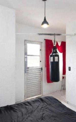 Casa à venda com 140m², 4 quartos e 2 vagas