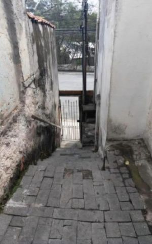 Casa à venda com 140m², 4 quartos e 2 vagas Casa à venda com 140m², 4 quartos e 2 vagasÁrea externa
