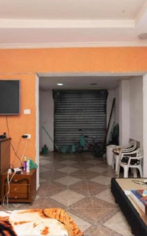 Casa à venda com 140m², 4 quartos e 2 vagas Casa à venda com 140m², 4 quartos e 2 vagasQuarto