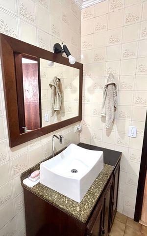 Apartamento à venda com 82m², 2 quartos e 1 vaga Apartamento à venda com 82m², 2 quartos e 1 vagaBanheiro