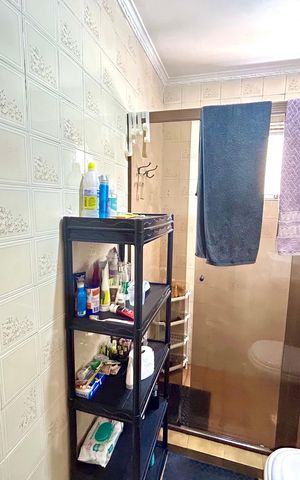 Apartamento à venda com 82m², 2 quartos e 1 vaga Apartamento à venda com 82m², 2 quartos e 1 vagaBanheiro
