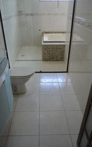 Casa à venda com 225m², 3 quartos e 2 vagasBanheiro da Suíte 3