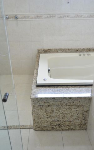 Casa à venda com 225m², 3 quartos e 2 vagasBanheiro da Suíte 3