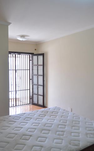 Casa à venda com 225m², 3 quartos e 2 vagasSuíte 3