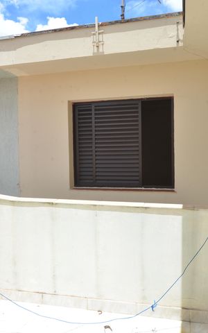 Casa à venda com 225m², 3 quartos e 2 vagasSacada