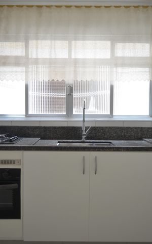 Casa à venda com 225m², 3 quartos e 2 vagasCozinha