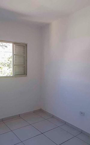 Casa para alugar com 30m², 1 quarto e sem vaga