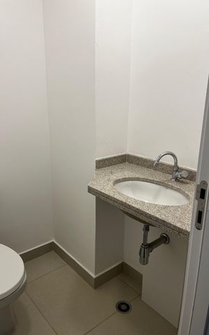 Studio à venda com 39m², 1 quarto e 1 vaga Studio à venda com 39m², 1 quarto e 1 vagaBanheiro