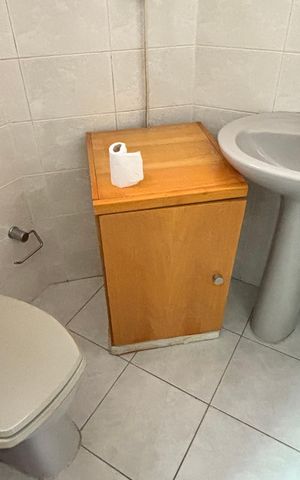 Apartamento para alugar com 225m², 3 quartos e 2 vagas Apartamento para alugar com 225m², 3 quartos e 2 vagasBanheiro de serviço
