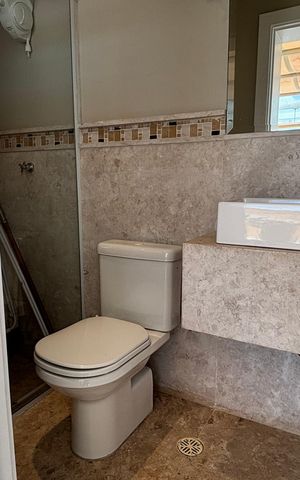 Apartamento para alugar com 225m², 3 quartos e 2 vagas Apartamento para alugar com 225m², 3 quartos e 2 vagasCobertura (Banheiro)
