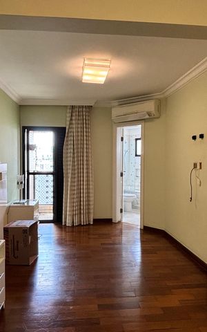 Apartamento para alugar com 225m², 3 quartos e 2 vagas Apartamento para alugar com 225m², 3 quartos e 2 vagasSuíte
